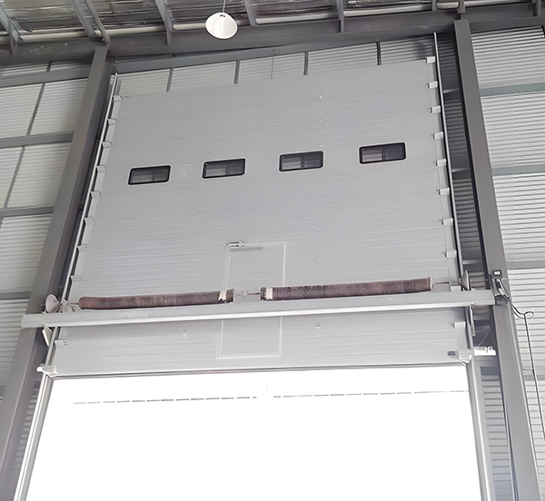 乾县工业滑升门