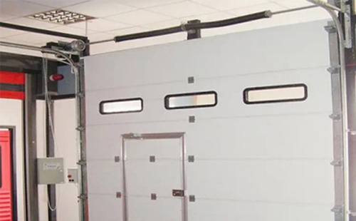 乾县工业提升门的安装方法