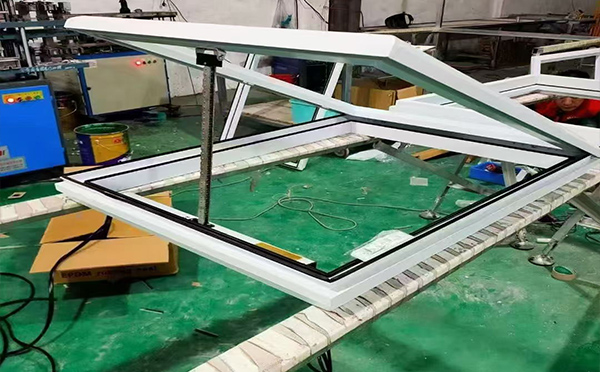 某地下车库出入口乾县排烟窗配置工程